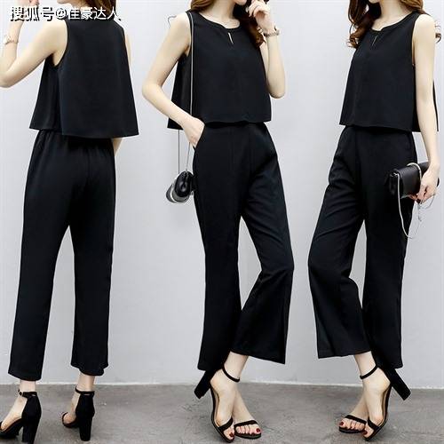 好身材 上半身从侧面看起来很单薄，下身配上一条紧身裤，很削瘦的感觉出现啦。