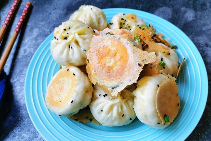 包子|老两口的幸福早餐，样数不多，吃得舒服，网友提问：这要起多早