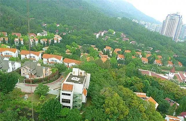 深圳鲸山觐海售楼处电话丨鲸山觐海独栋别墅售楼中心地址24小时电话