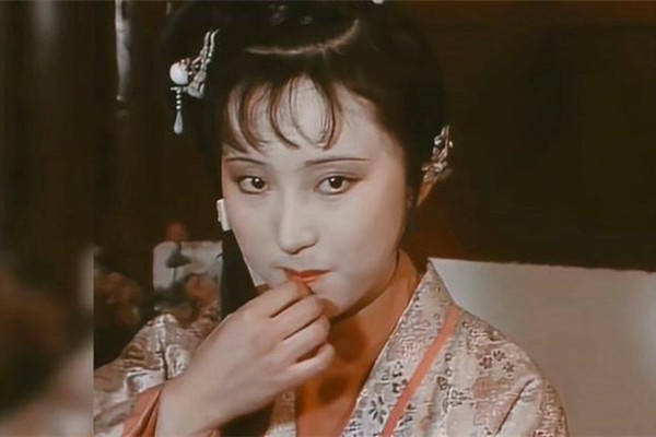 吃人参养荣丸的林黛玉 为何变成人身养荣丸 林家让孤女吃白食 荣国府 如海 大观园