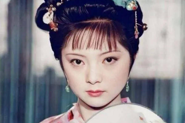 吃人参养荣丸的林黛玉 为何变成人身养荣丸 林家让孤女吃白食 荣国府 如海 大观园