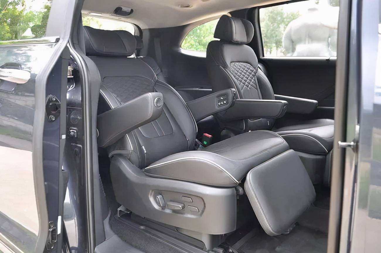 小编有话说:北京现代库斯途的外观以及内饰都是相当让人满意,但