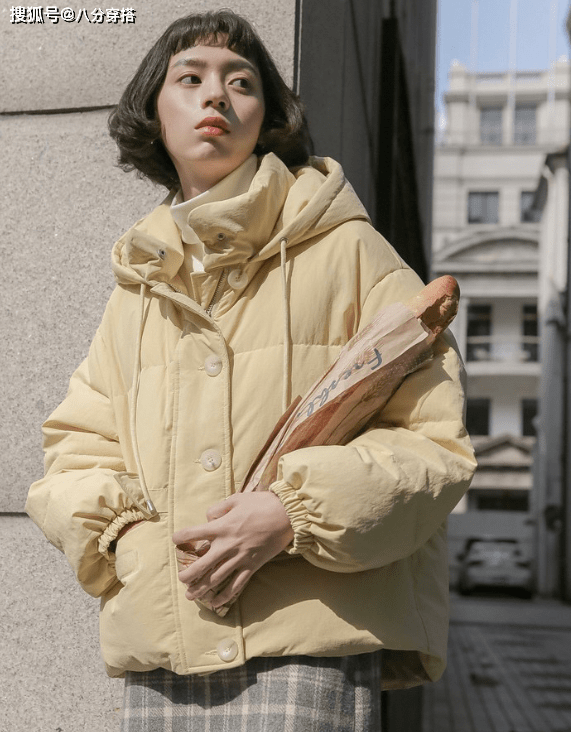 下半身 冬季穿搭在精不在多,试试这些简单舒适的羽绒服,日常实用又洋气