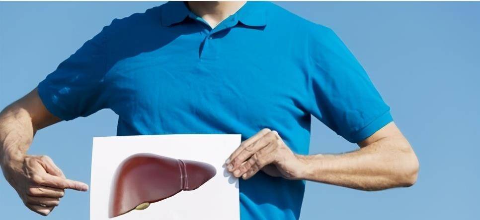 症状|肝豆状核变性伴发的精神障碍，会出现智力下降，以及脾肝肿大