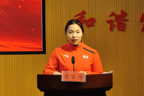 体育湘军"四进"活动走进桂阳三中_举重_周继红_训练