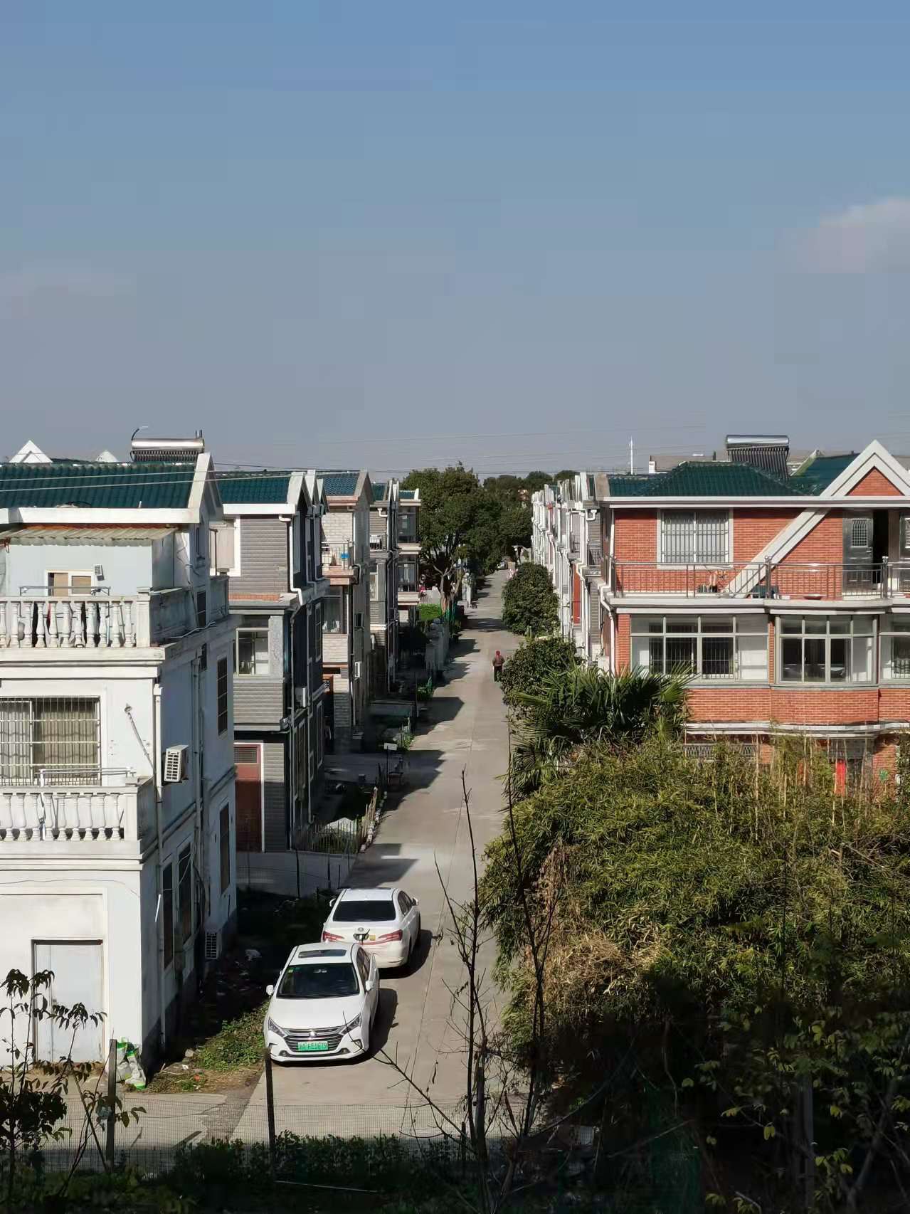 包子|我在上海被隔离，隔离餐有烤鸭，红烧肉，油焖大虾，每天不带重样