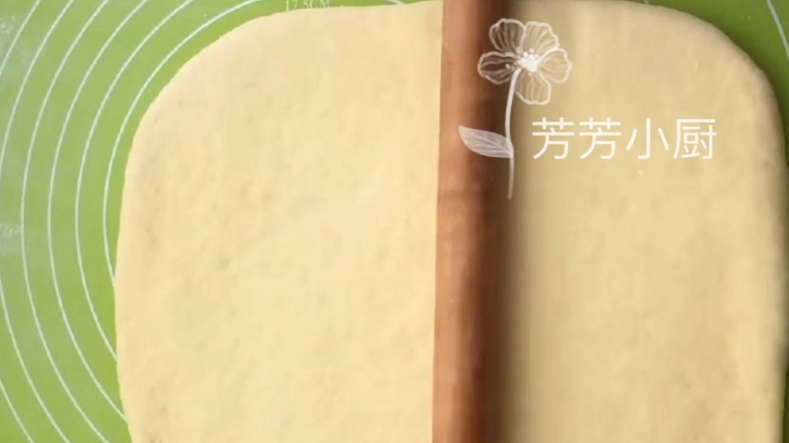 正方形|只需要一碗面粉2个鸡蛋,在家就能做零食,孩子喜欢比买的还好吃