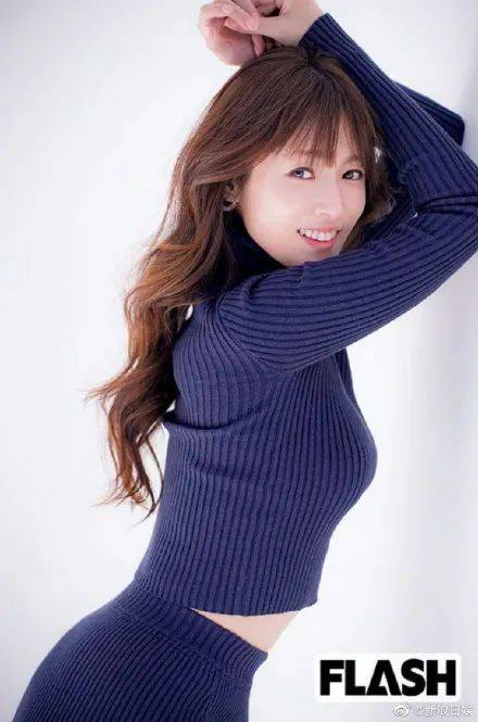 原創日本女星深田恭子年末寫真膚白貌美大長腿太性感火辣