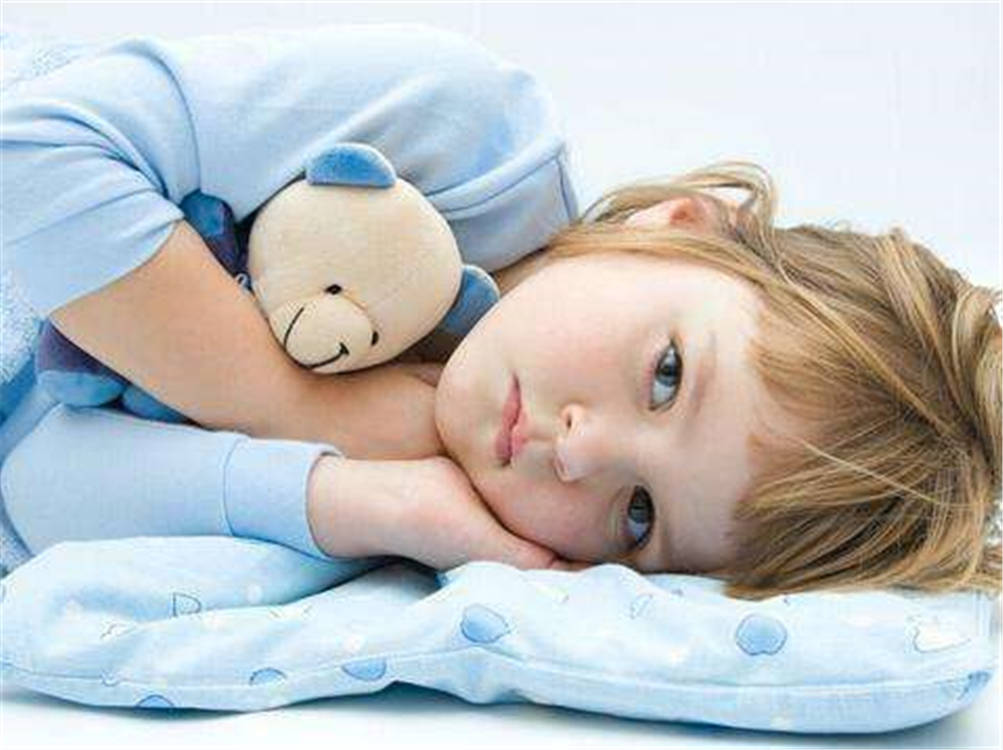 为什么孩子不愿意分床睡？“3招”让孩子接受分床，做独立宝宝！