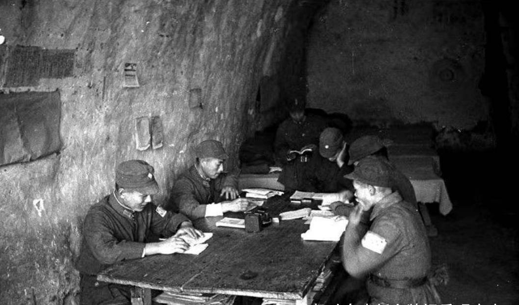 姜文|雷霆战将惨遭下架，拖累了吴昕印小天，还拿姜文黄晓明垫背？