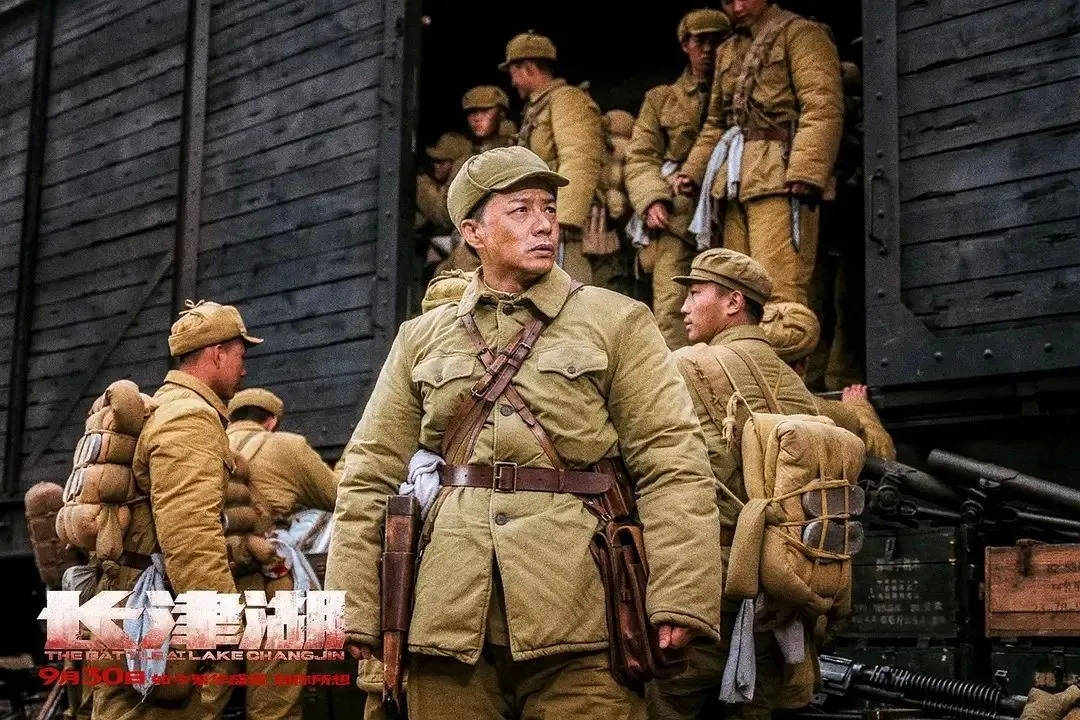 三个阶段|爱奇艺影业VS华策影业：贺岁档最后一把火能烧多旺？