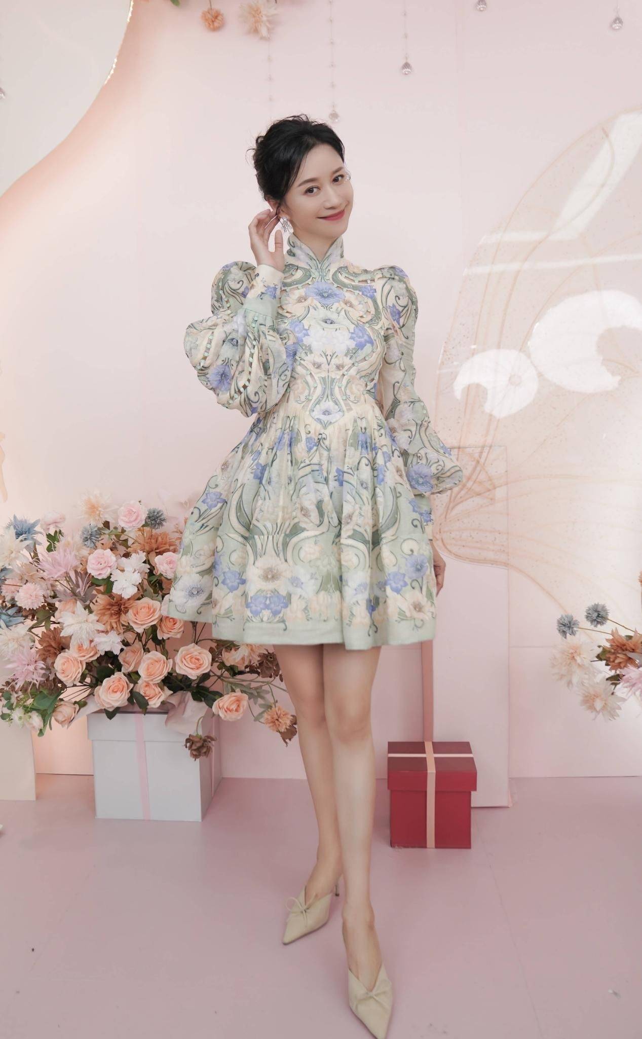 原创倪虹洁哪像43岁的人生图也能美似精修岁月沉淀的优雅让人沉醉