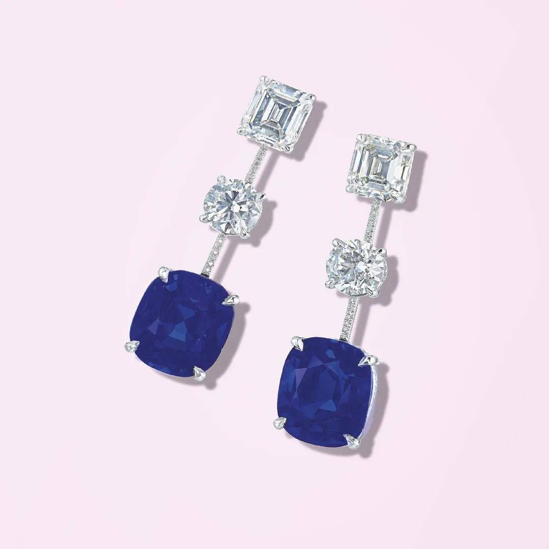 蓝宝石和钻石耳环3胸针是1930年代,由卡地亚设计打造,作为英国