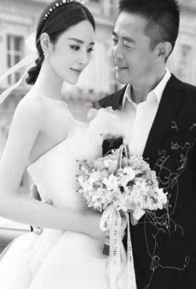 原创侯勇3婚4段感情2婚娶小11岁潘雨辰53岁与90后娇妻甜蜜如初恋