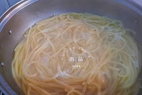 做法|娘俩的周末早餐，做法简单，丰富味美，全都光盘了