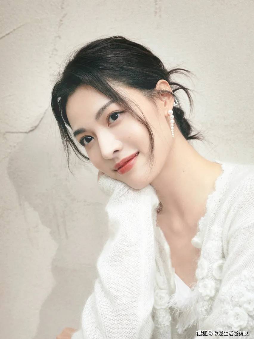 口红嘉宜老师小课堂|:我打赌,90%的女生都在无效化妆!