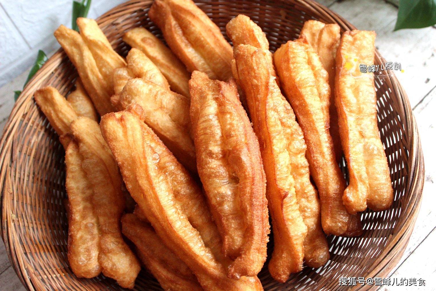 方法|不用泡打粉,2步做出暄软蓬松的大油条,详细方法分享,赶紧收藏试试