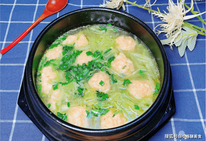 米粉汤怎么煮简单好吃 80765f98ae1d46899e9c9310c03adb68.png