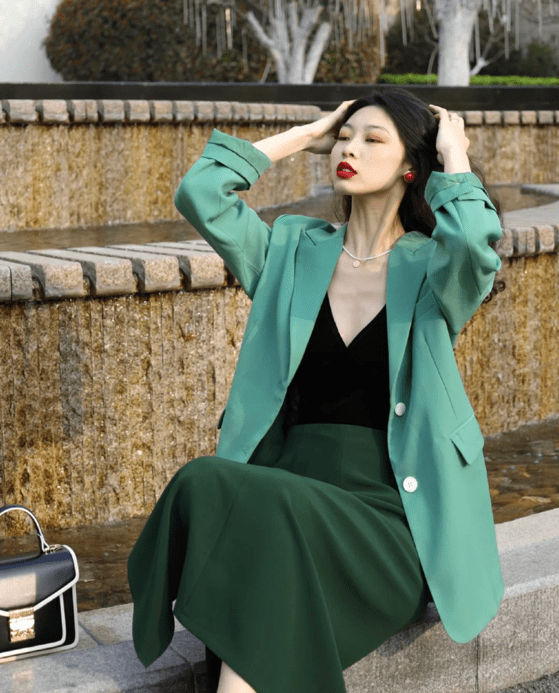 饰品 港风为什么经典不过时？无非就是掌握这些元素的搭配，复古又高级