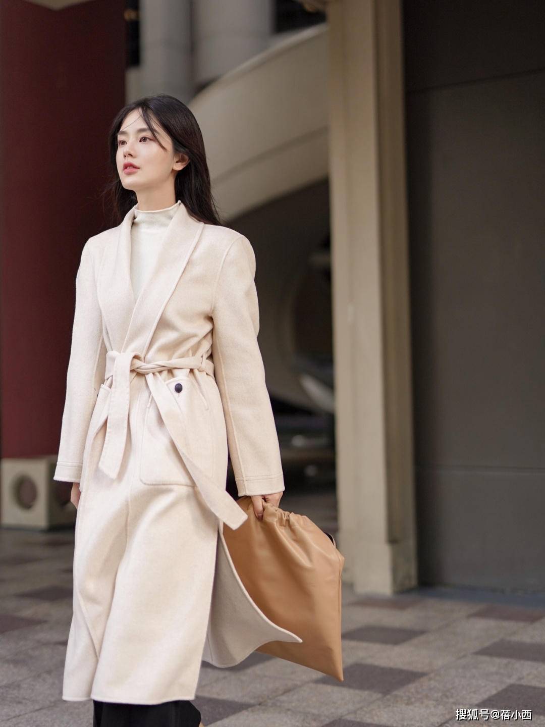 美眉 身高160cm左右的普通人,穿“大衣”要注意细节,才能显高又显瘦