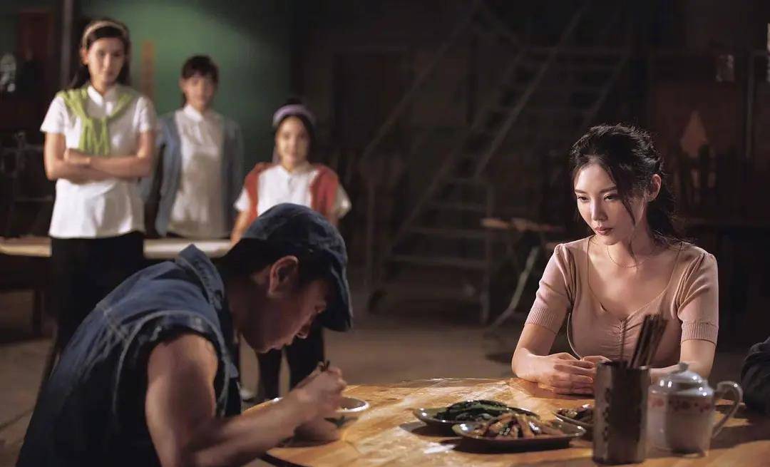 徐冬冬|《老板娘》快意恩仇很过瘾，徐冬冬形象反差大，演技又有新惊喜