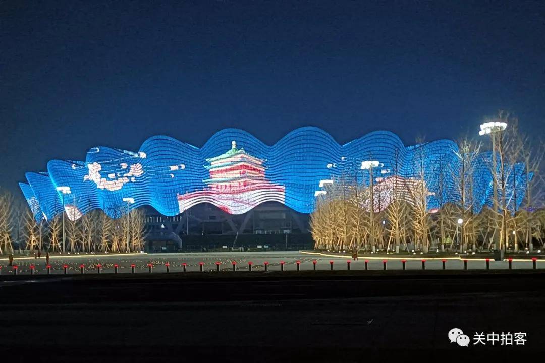 千年古都常来长安西安奥体中心灯光秀与音乐喷泉