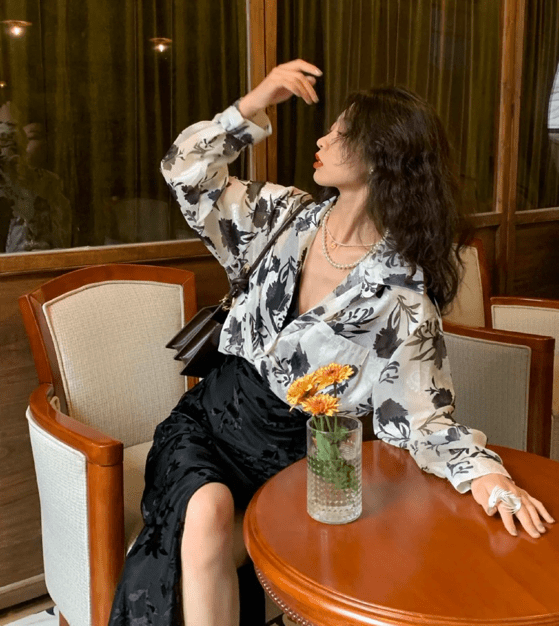 饰品 港风为什么经典不过时？无非就是掌握这些元素的搭配，复古又高级