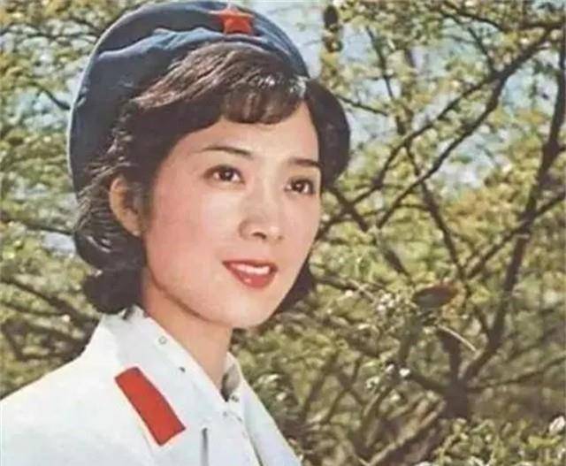 电影|1986年龚雪因“流氓案”赴美，如今丈夫成高管，女儿名校毕业