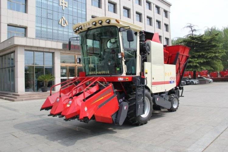 2021年三行玉米机销量王者——金大丰4yzp-3ga玉米收获机