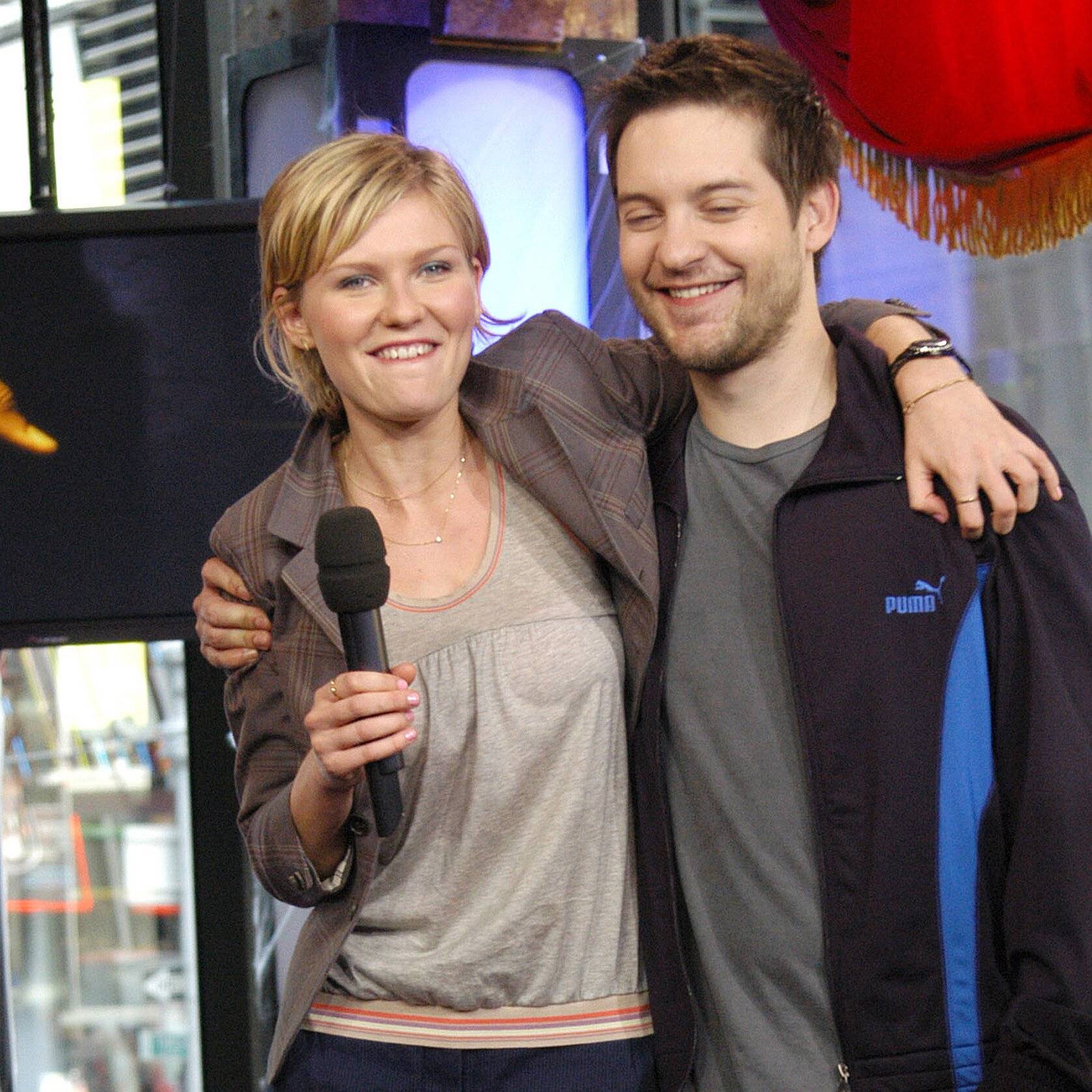 男女主角现实里一定会在一起然后分手_托比·马奎尔_加菲_克斯汀