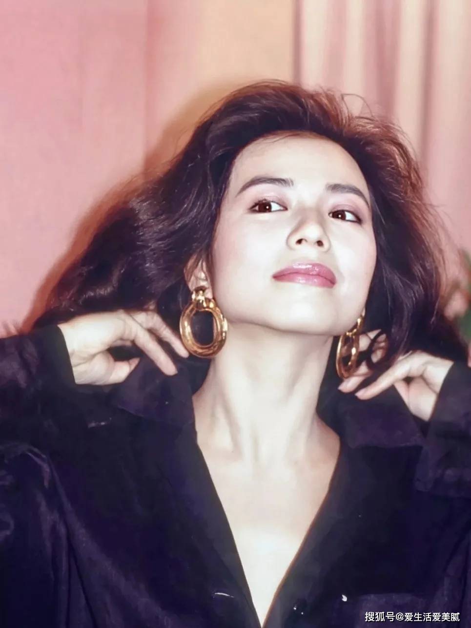 Vuitton嘉宜老师小课堂:一出道就“碰瓷”张柏芝的95年小花凭什么成为新一代内娱颜霸