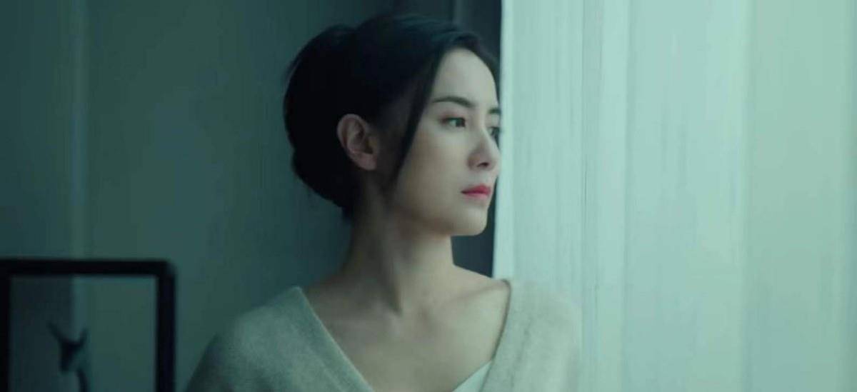 职场|靳东新剧将袭，倪大红和田雨演男配，41岁女主人选成“重头戏”