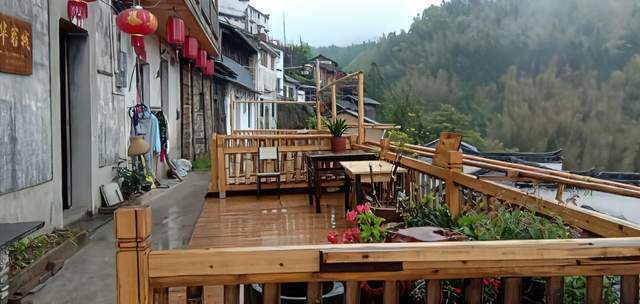 黄山木梨硔万里山巅之上的宝藏民宿高山村落中的佼佼者