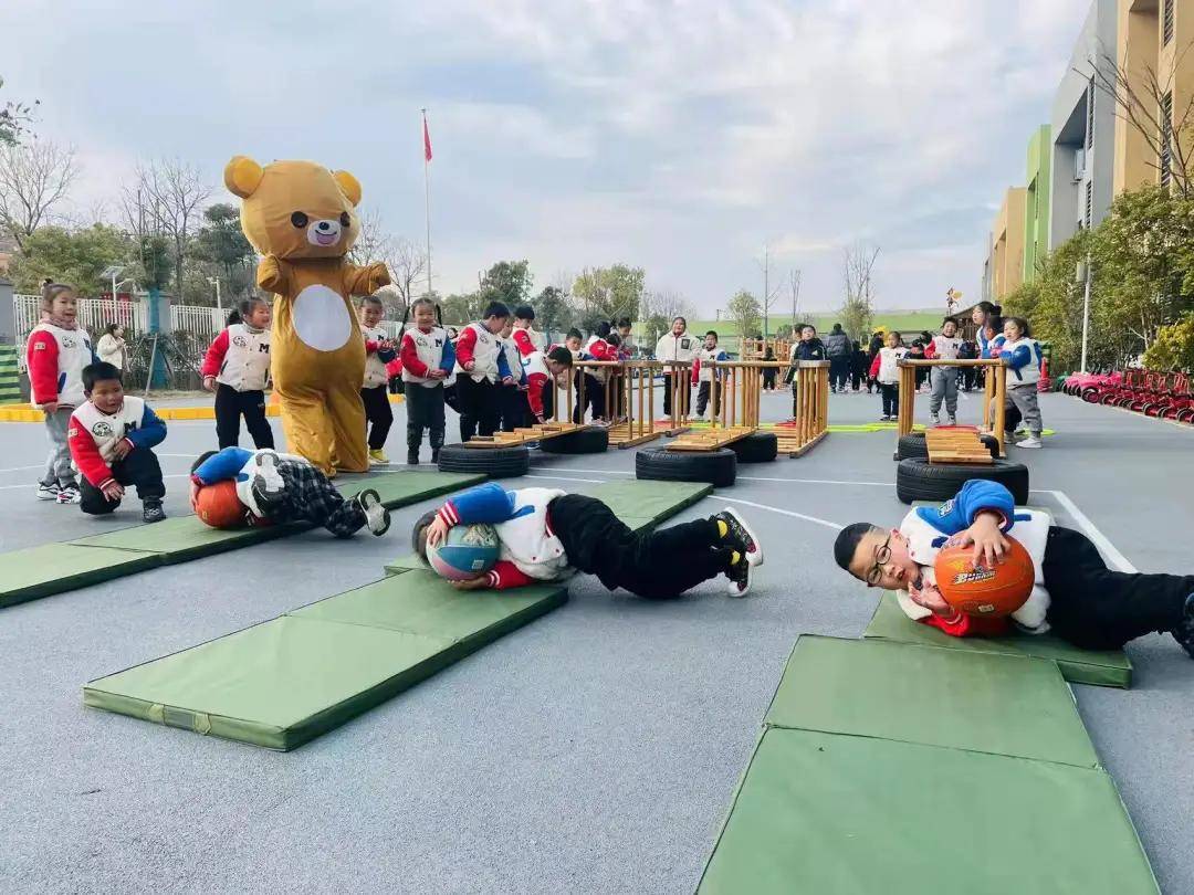 跳繩|冰墩墩帶你一起“趣”運(yùn)動(dòng)