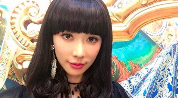 女神刘海对女星颜值影响堪比“换脸”：有人瞬间变老，有人直接认不出