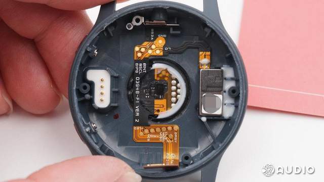 采用美信光学传感器，豪鹏科技电池，GARMIN佳明VENU2手表拆解报告