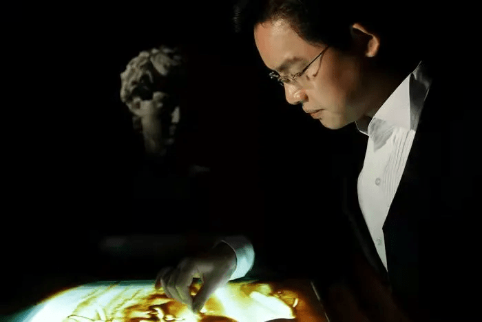 用沙画艺术创造的传奇访中国沙画创始人苏大宝先生