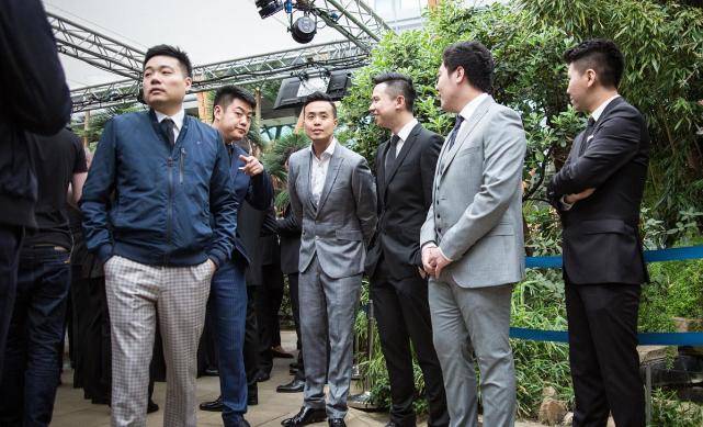 赵心童|中国双子星连夺大师赛、英锦赛冠军，丁俊晖跌出TOP16，能否王者归来
