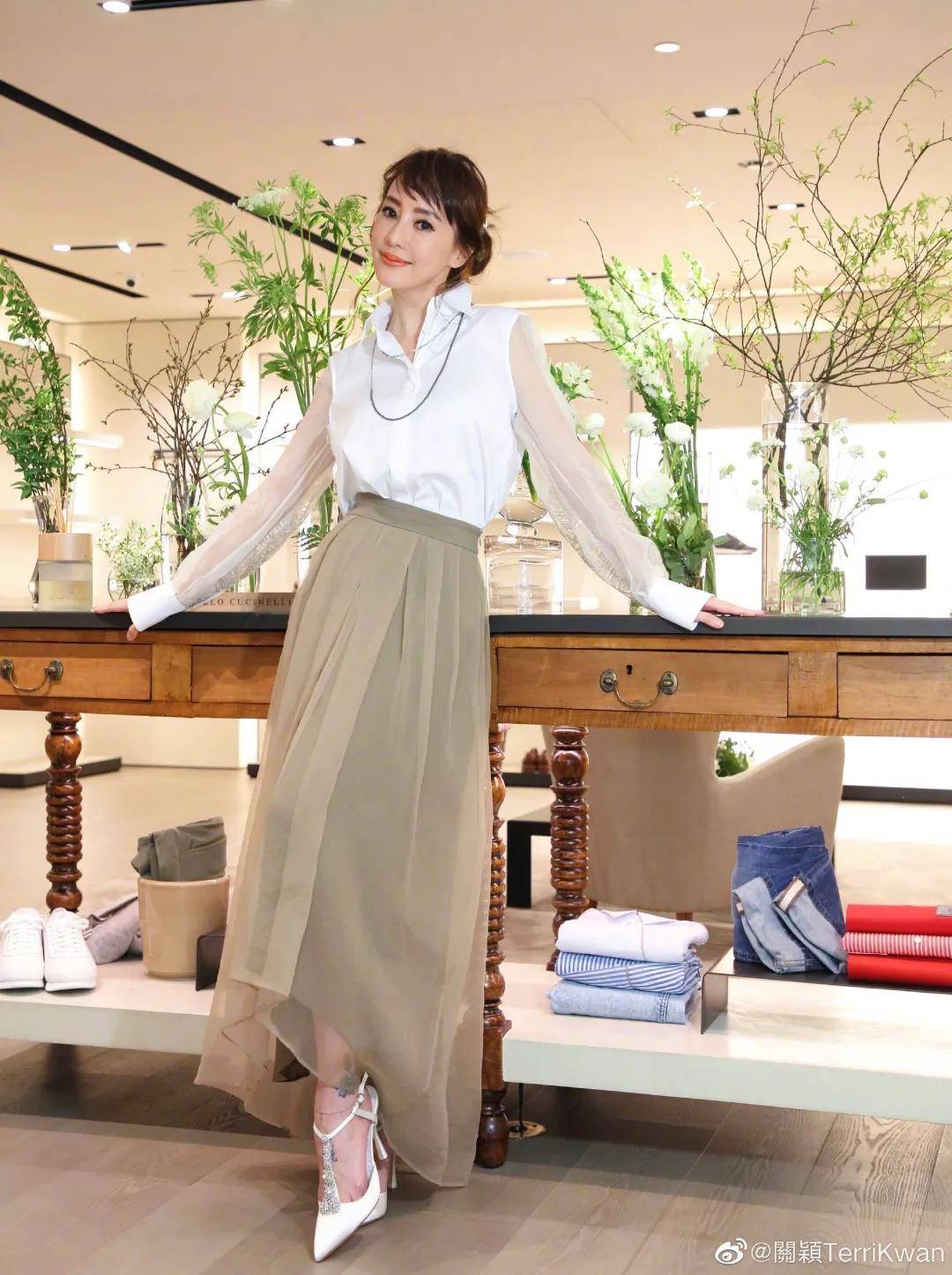 关颖,我相信她真不是蹭热度,根本没那个必要!_生活_侯佩岑_妻子