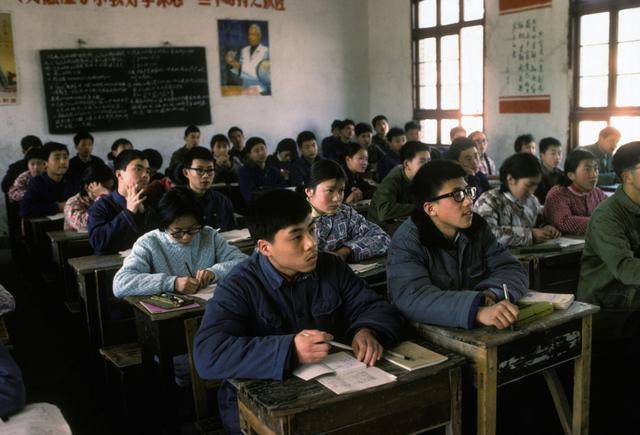 一组70年代的老照片_东风市场_工人_南京