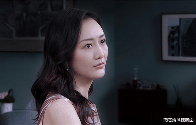 大嫂|婆婆主动来家带孙女,儿媳门都没让进,给8000块钱打发走:我不傻