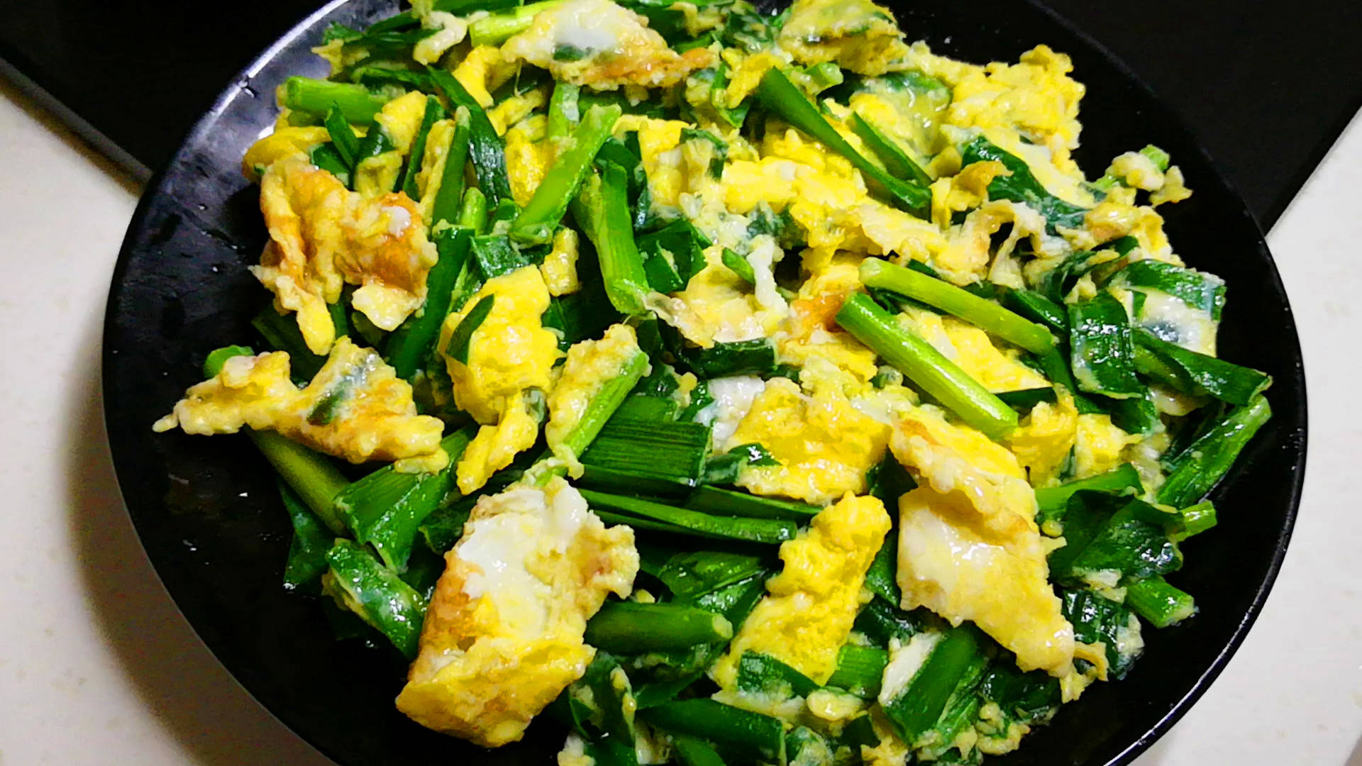 韭菜炒鸡蛋怎么做_韭菜炒鸡蛋的做法_刘大花_豆果美食
