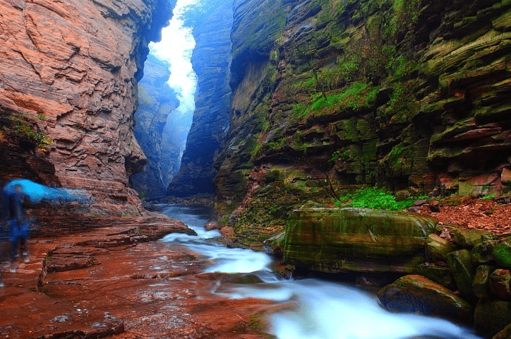 河南又一旅游景区“走红”，风景优美物价低廉，矿泉水只卖一元