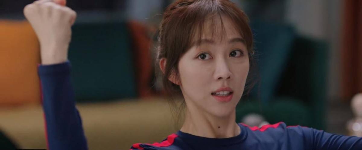 殷桃|才播1集收视破1,主演演技拿下大满贯10分,央视新剧凭啥这么拽?