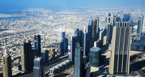坐着大巴逛中东土豪——迪拜，遍地都是直插天际的摩天大楼！