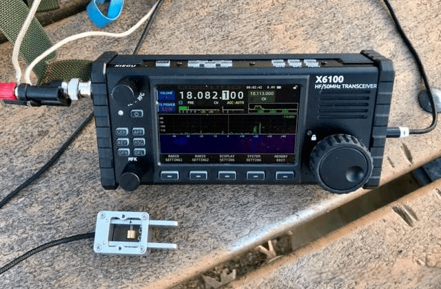 协谷X6100的收音机性能如何？能媲美艾可慕IC-705吗？