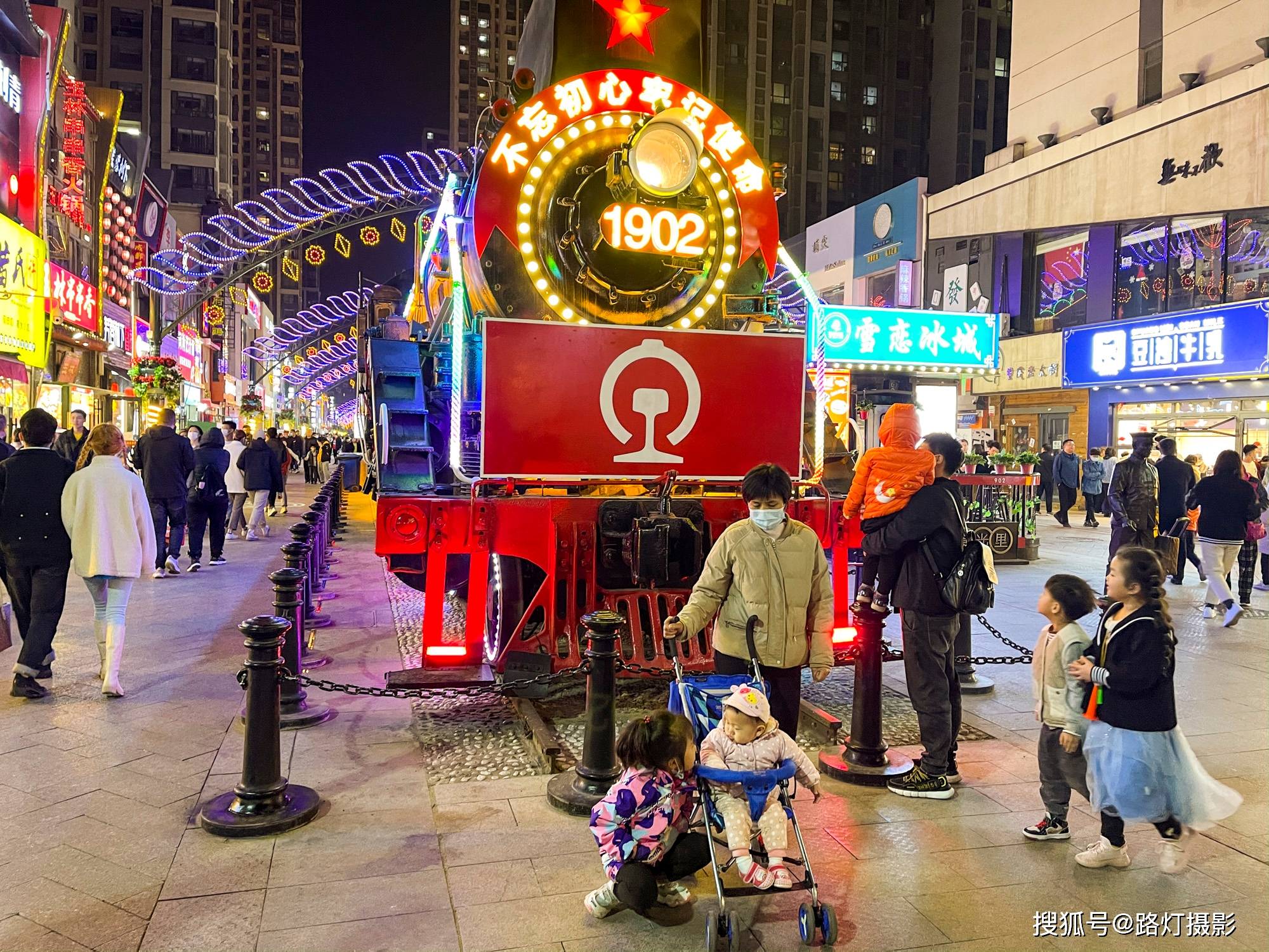 夜生活|中国“睡觉最晚”的省会城市，风光好美女多，凌晨2点街上还热闹