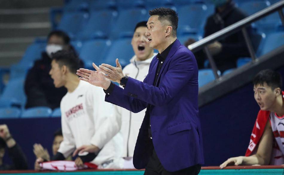 CBA|全是干货！杜锋赛后发布会一针见血：不能用输球来培养人！
