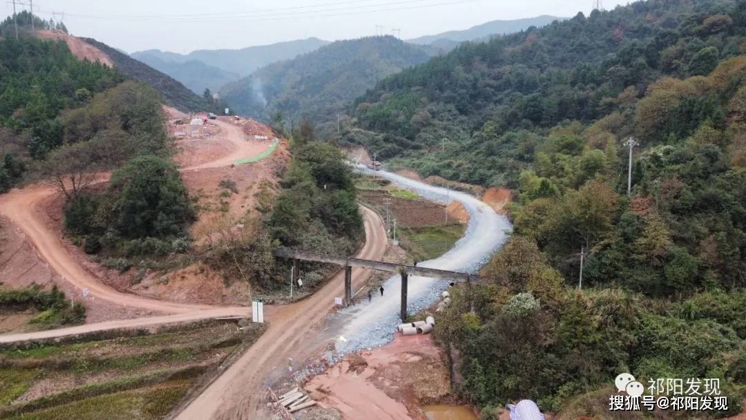 祁阳司马源村水渠，因修衡永高速被拆了