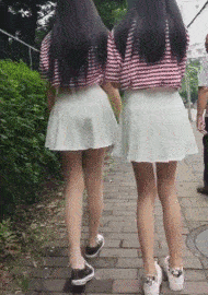 ��ЦGIFȤͼ���ǵ�Сѧ��ʱ�򿴵�ͬѧ͵�ķ���